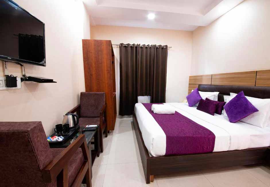 Hotel Krishna Ji Haridwar - 3-Star Quality Hotel